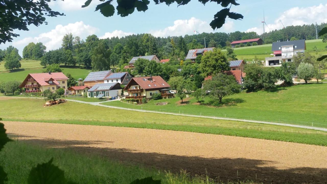 Ferienwohnung Adelhardt Eckersdorf Ngoại thất bức ảnh