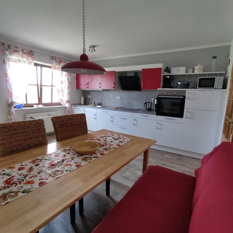 Ferienwohnung Adelhardt Eckersdorf Ngoại thất bức ảnh